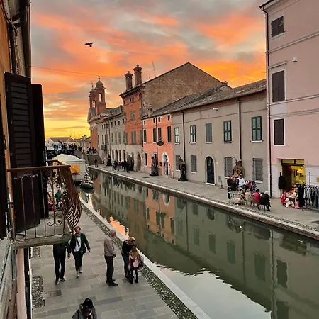 Homestay L'encanto De Luna -una Casa Autentica Comacchiese Comacchio