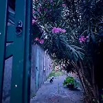 Quarto em Acomodações Particulares L'encanto De Luna - *