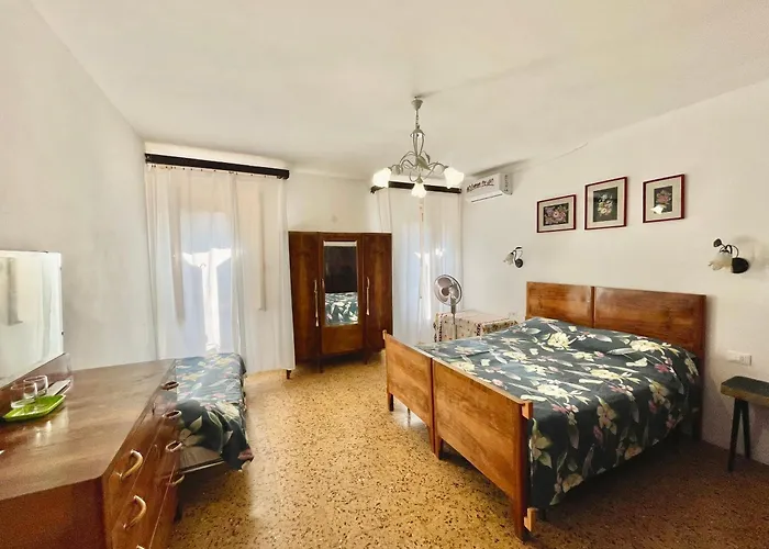 Rum i privatbostad L'encanto De Luna - Comacchio